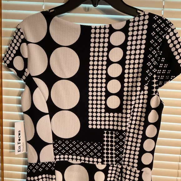 Enfocus Studio Dress Black White Size 4 Fit and Flare Cap Sleeves Circle… - Picture 5 of 10